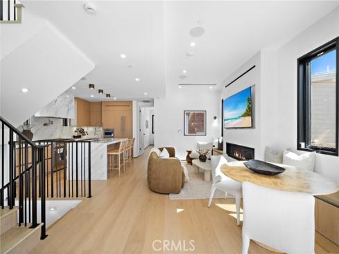 612  Begonia  , Corona del Mar, CA