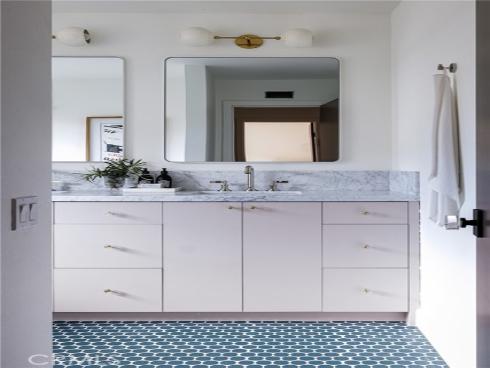 3620  Catamaran  , Corona del Mar, CA