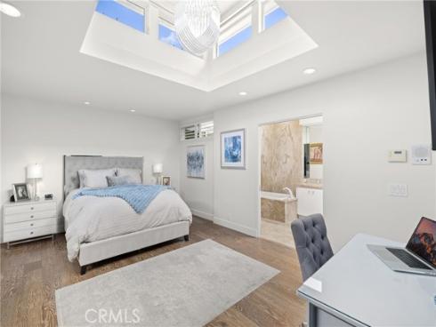 1241  Bayside  , Corona del Mar, CA