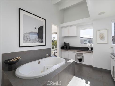 2618 Cove Street, Corona del Mar, CA