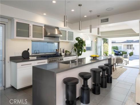 2618 Cove Street, Corona del Mar, CA