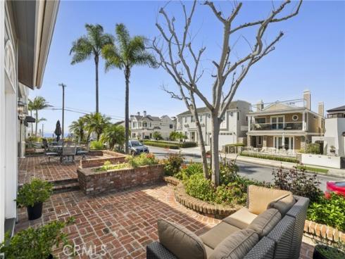 304  Marigold  , Corona del Mar, CA