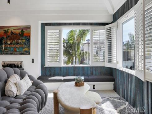 213  Marguerite  , Corona del Mar, CA