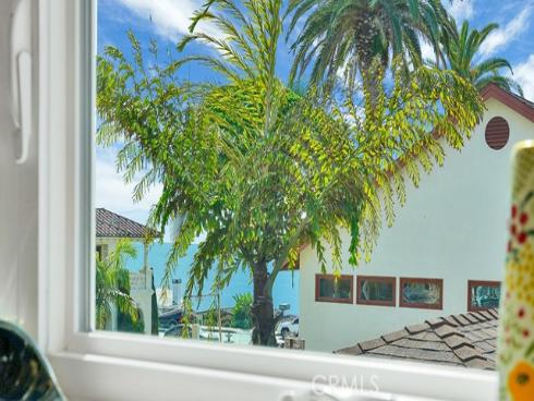 213  Marguerite  , Corona del Mar, CA