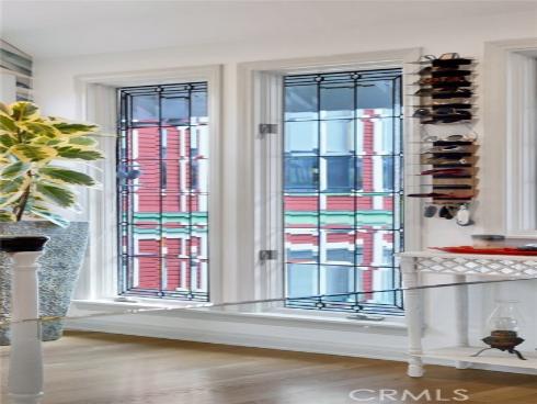 213  Marguerite  , Corona del Mar, CA