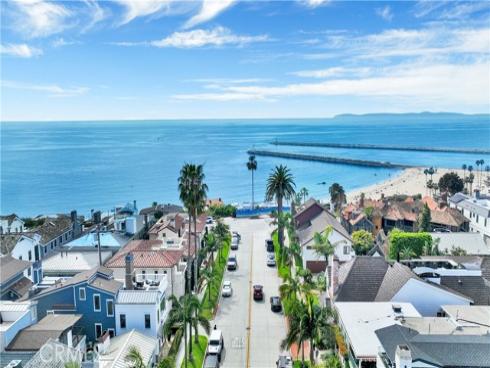 213  Marguerite  , Corona del Mar, CA