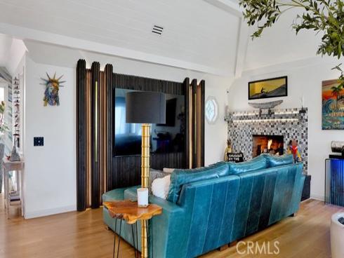 213  Marguerite  , Corona del Mar, CA