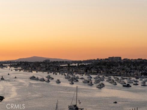 220  Carnation   Avenue, Corona del Mar, CA