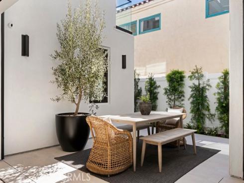 220  Carnation   Avenue, Corona del Mar, CA