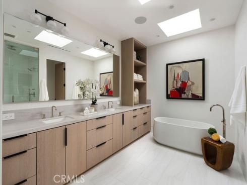 2501  Seaview   Avenue, Corona del Mar, CA