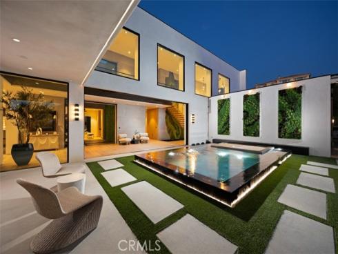 53  Montecito  , Corona del Mar, CA