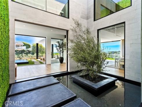 53  Montecito  , Corona del Mar, CA