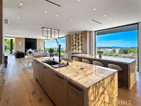 53  Montecito  , Corona del Mar, CA