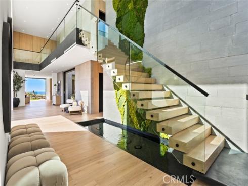 53  Montecito  , Corona del Mar, CA