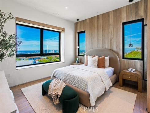 53  Montecito  , Corona del Mar, CA