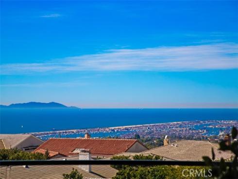 53  Montecito  , Corona del Mar, CA