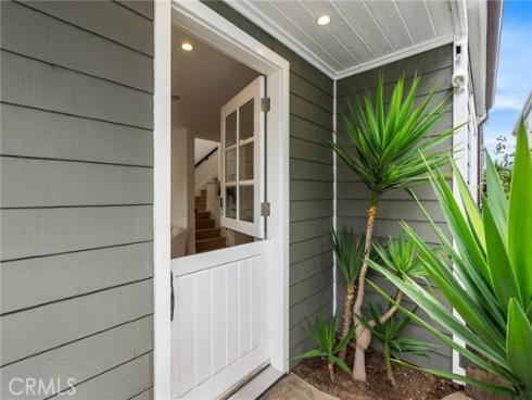 320  Heliotrope   Avenue, Corona del Mar, CA