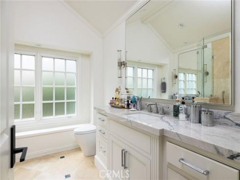 1  San Martin   Way, Corona del Mar, CA