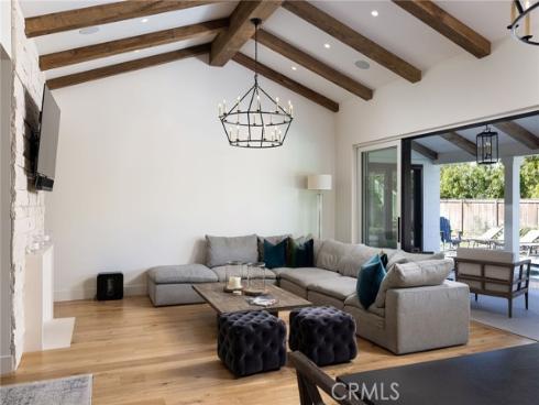 1  San Martin   Way, Corona del Mar, CA