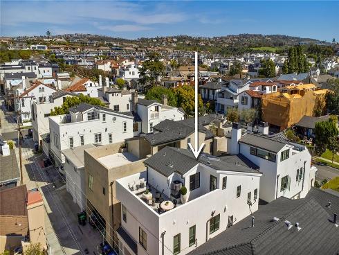 611 Narcissus Avenue, Corona del Mar, CA