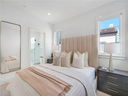 611 Narcissus Avenue, Corona del Mar, CA