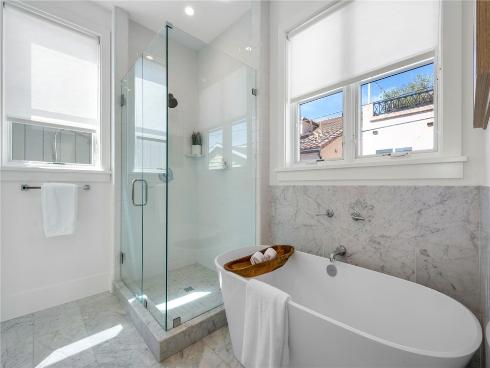 611 Narcissus Avenue, Corona del Mar, CA