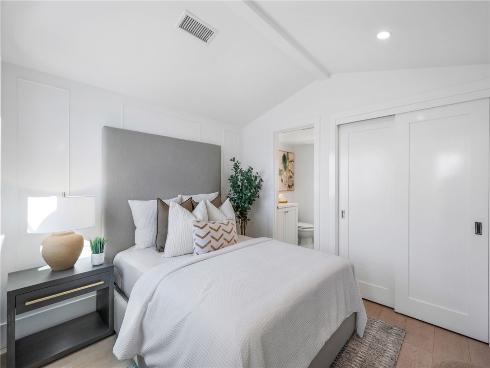 611 Narcissus Avenue, Corona del Mar, CA