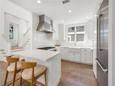 611 Narcissus Avenue, Corona del Mar, CA