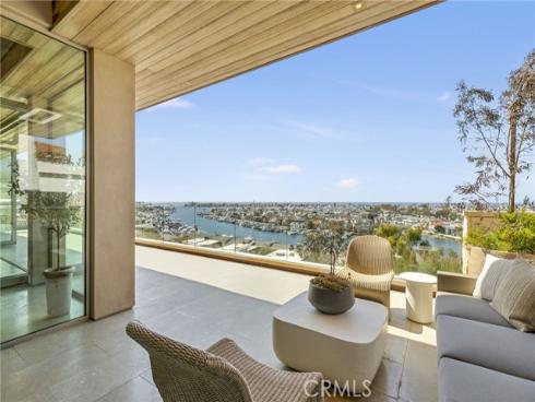 1231  Dolphin  , Corona del Mar, CA