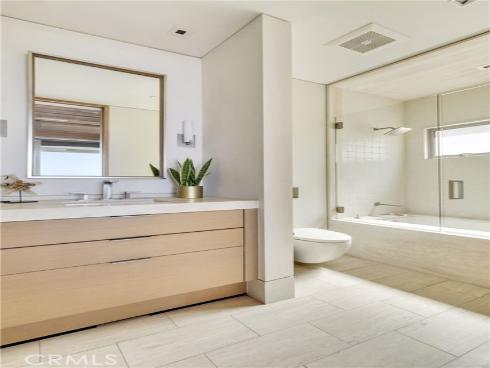 1231  Dolphin  , Corona del Mar, CA