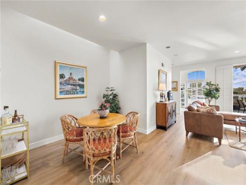3731  Daffodil  96 , Corona del Mar, CA