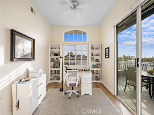 3731  Daffodil  96 , Corona del Mar, CA