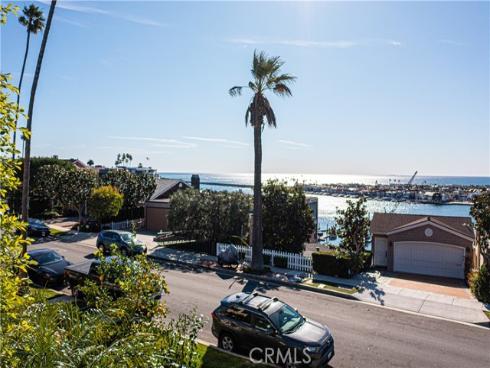 2212  Pacific   Drive, Corona del Mar, CA