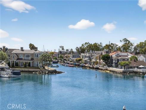 1203  Bayside  , Corona del Mar, CA