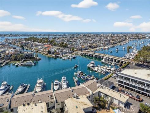 1203  Bayside  , Corona del Mar, CA