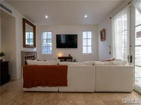 407  Goldenrod  , Corona del Mar, CA