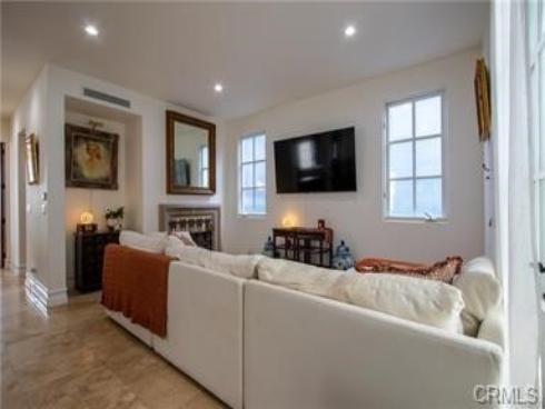 407  Goldenrod  , Corona del Mar, CA