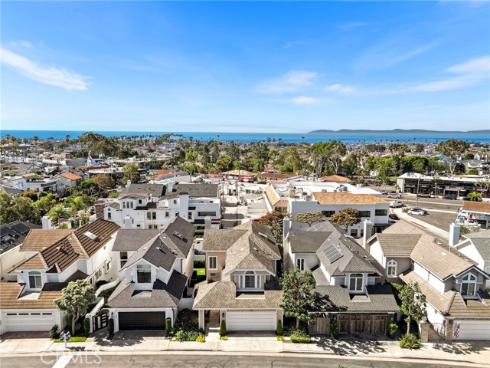 2661  Point Del Mar  , Corona del Mar, CA