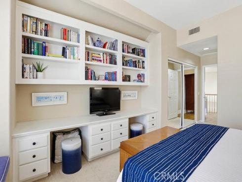 2661  Point Del Mar  , Corona del Mar, CA