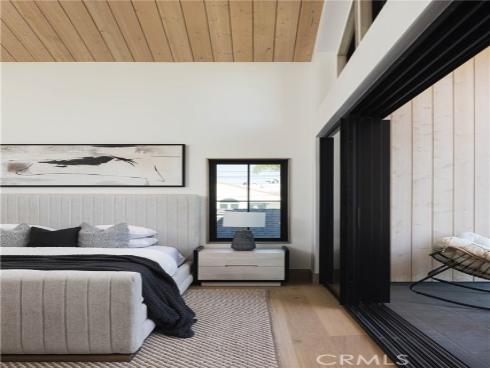 519 Narcissus A Avenue, Corona del Mar, CA