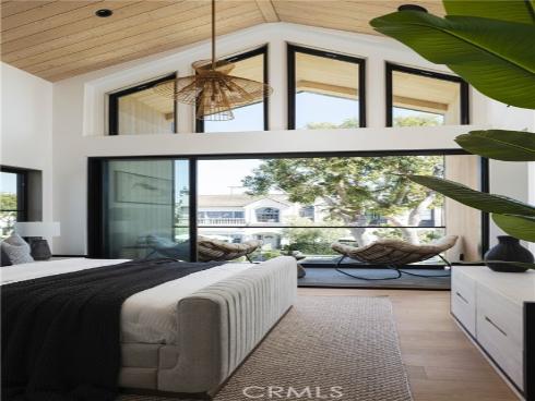 519 Narcissus A Avenue, Corona del Mar, CA