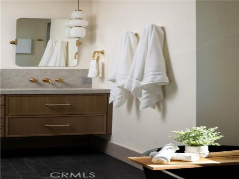 519 Narcissus A Avenue, Corona del Mar, CA