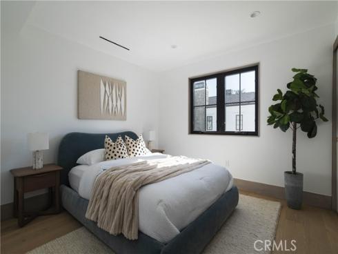 519 Narcissus A Avenue, Corona del Mar, CA