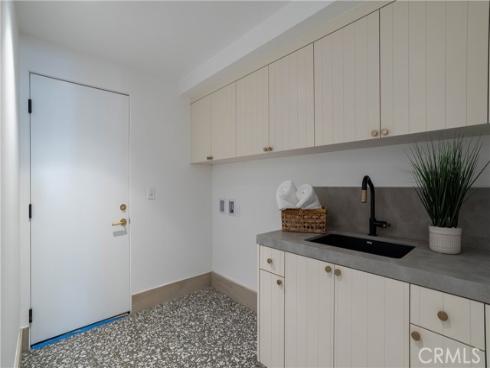 519 Narcissus A Avenue, Corona del Mar, CA