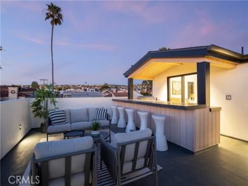 5191-2 Narcissus Avenue B