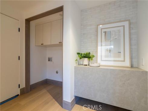 519 Narcissus Avenue, Corona del Mar, CA