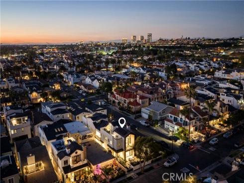 519 Narcissus Avenue, Corona del Mar, CA