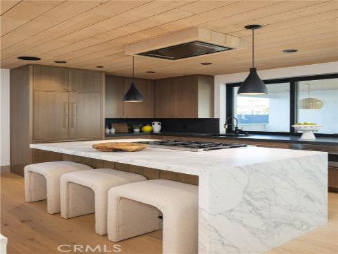 519 Narcissus Avenue, Corona del Mar, CA