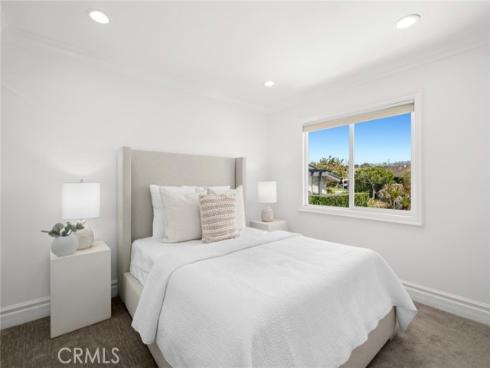 15  Curl   Drive, Corona del Mar, CA