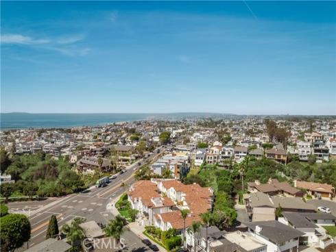 401  Seaward  2  Road, Corona del Mar, CA